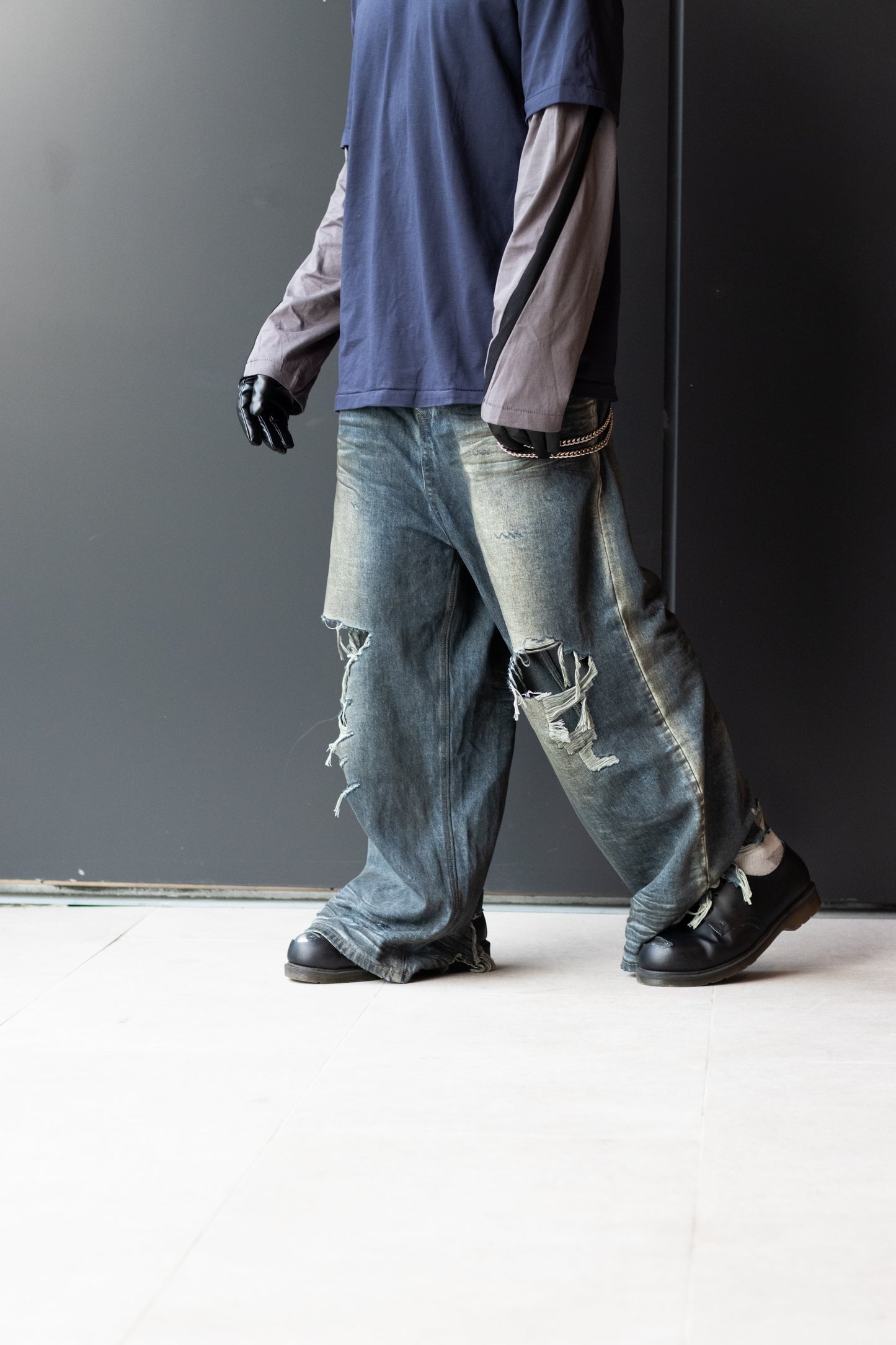 Frayed Distressed Wide-Leg Jeans